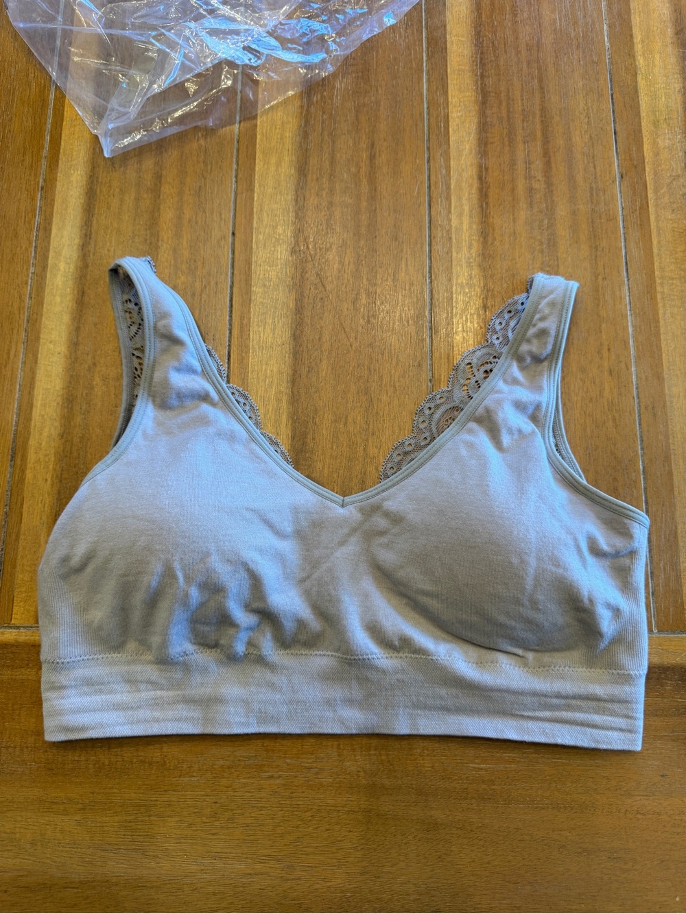 Brabar Soft V lace bra